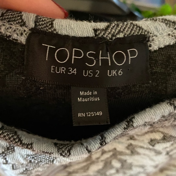 Topshop Size 2 Dress EUC - Picture 3 of 3